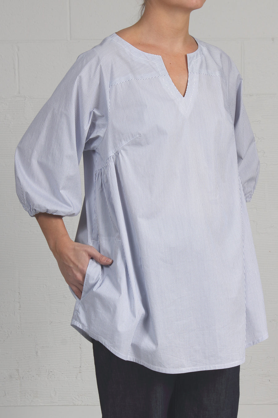 ALLYSON - Spring 2024 Pinstripe Shirting Emma Top -  sml