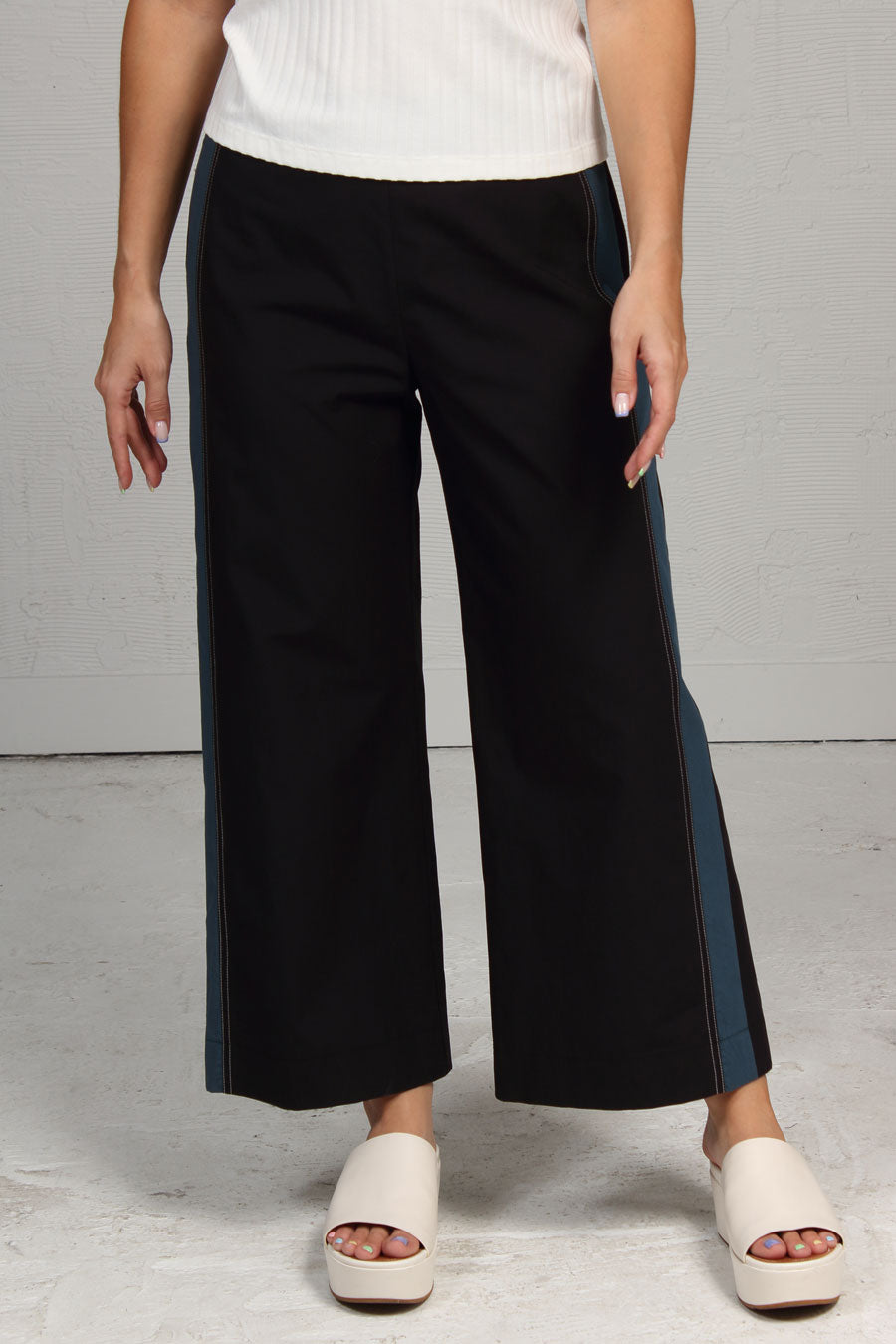 Solid Cotton Match Pant - Black/Teal